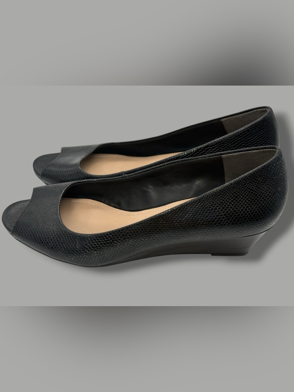 Charter Club Black faux leather snakeskin texture Peep-Toe Heels - Picture 5 of 8